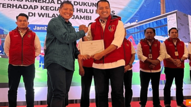 Jajaran Ditreskrimum Polda Jambi Menerima Penghargaan dari SKK Migas KKKS PHE Jambi