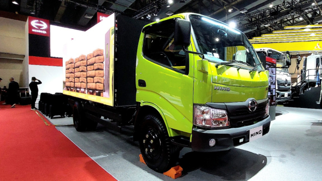 Kendaraan Niaga Hino