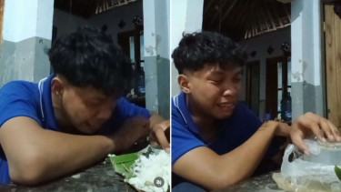 Pria Ini Nekat Makan Nasi Basi Pemberian Sang Ibu Sambil Nangis