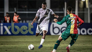 Douglas Mendes