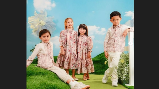 ilustrasi baju lebaran anak
