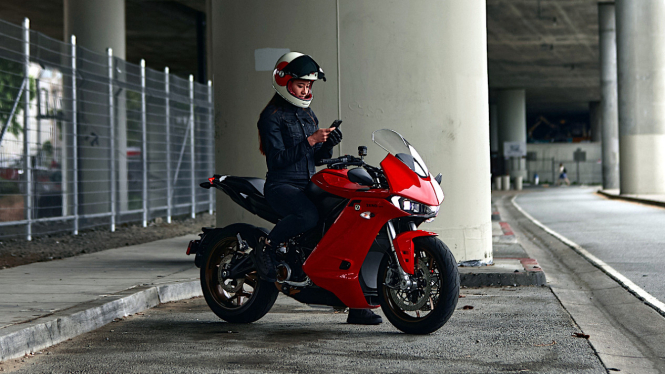 Moge listrik Zero Motorcycles SR/S