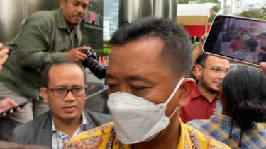 Sekda Bandung Ema Sumarna di KPK