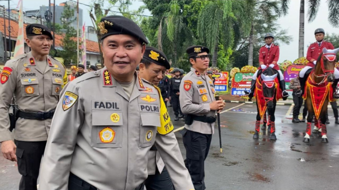Kabaharkam Komjen Pol Fadil Imran 