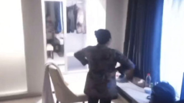 Istri dipergoki suaminya sedang ngamar bareng selingkuhan di hotel