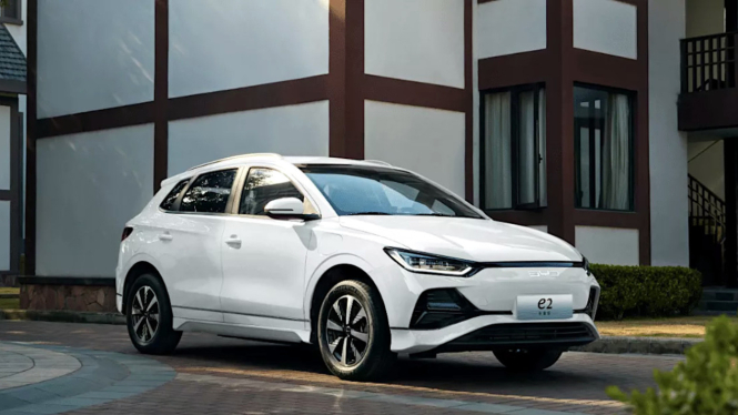 BYD e2