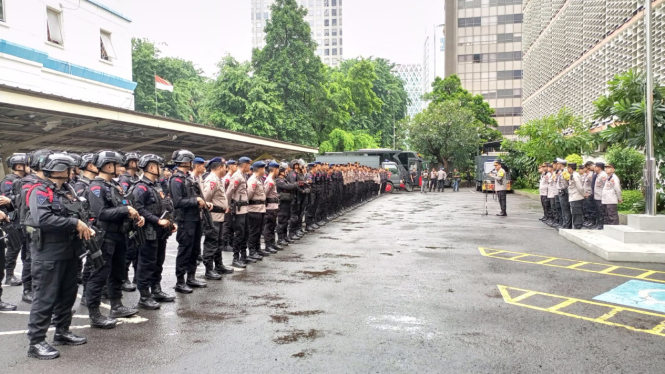Pengamanan Demo di KPU dan Bawaslu