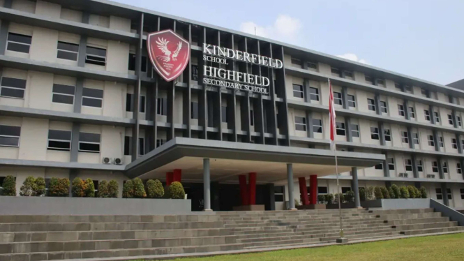 Kinderfield - Highfield School
