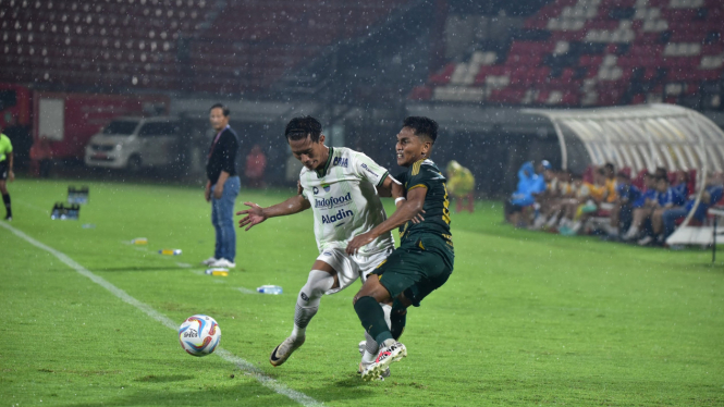 Duel Persikabo 1973 vs Persib Bandung