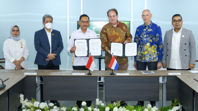 MoU Universitas Leiden Delf Erasmus dengan OIKN