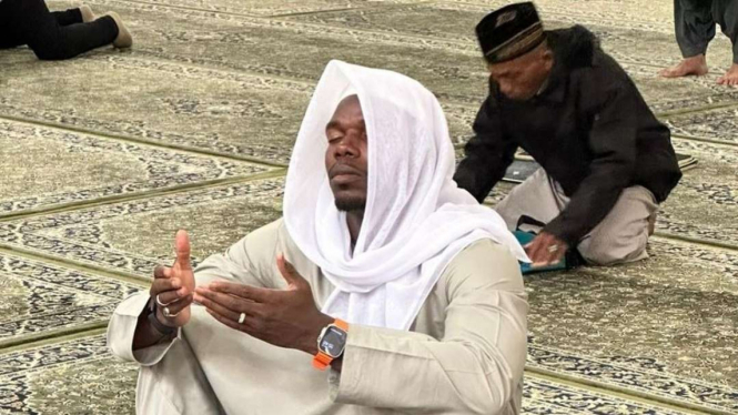 Paul Pogba jalani ibadah umroh