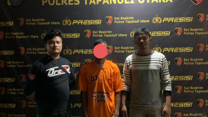 JS saat diamankan di Polres Taput.(dok Polres Taput)