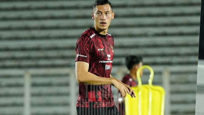 Bek Timnas Indonesia Jay Idzes