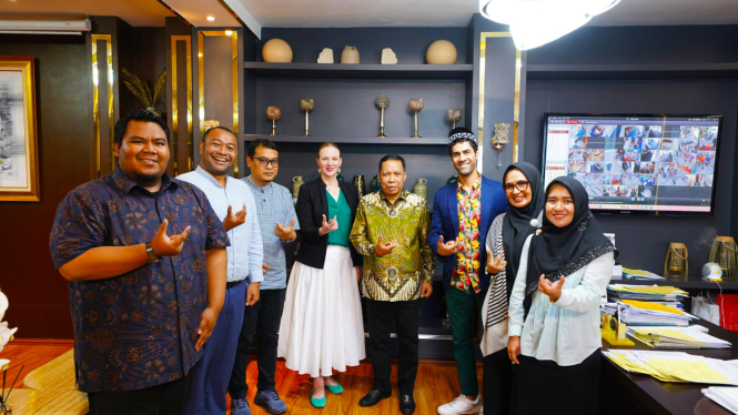Produser dan Konsulat Amerika Nobar Film Hamtramck USA di UMSU.(dok UMSU) 
