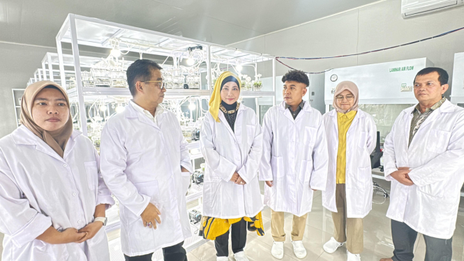 Stafsus Presiden Billy Mambrasar Luncurkan Program Petani Milenial Kaltim
