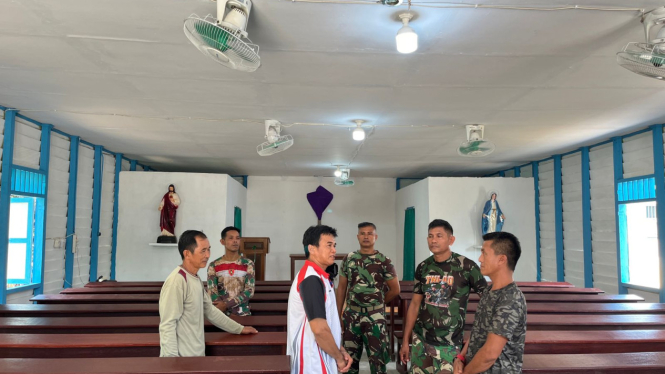 Kepala Seksi Pemerintahan Kampung Tepulang, Kutai Barat, Viterius mengucapkan terimakasih atas renovasi gereja santa Thereseia pada Kodim 0912/KBR