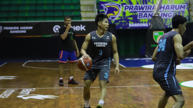 Prawira Harum Bandung tengah berlatih untuk mempersiapkan diri jelang BCL Asia