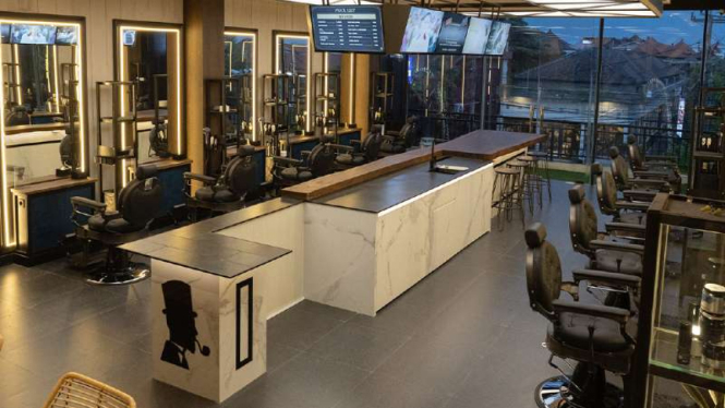 Lynford Barbershop.