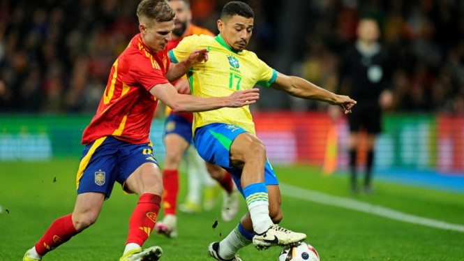 Duel Timnas Spanyol vs Brasil
