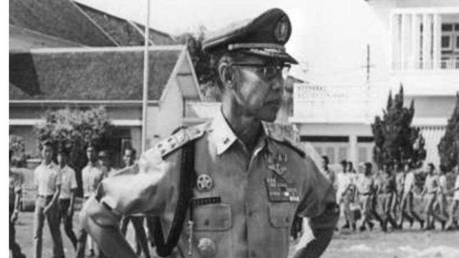 Jenderal Hoegeng