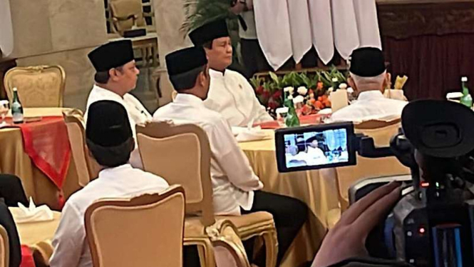 Presiden Jokowi Buka Puasa Bersama Menteri Kabinet Indonesia Maju