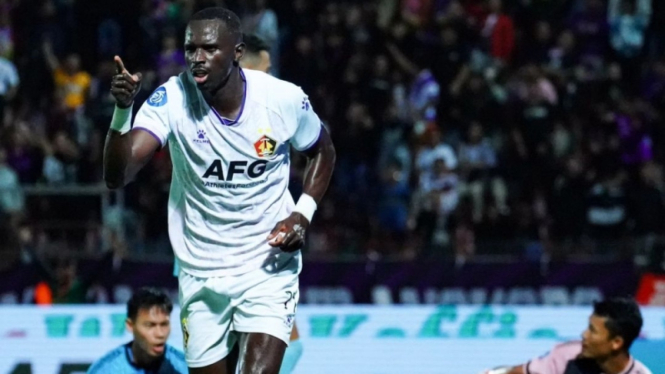 Striker Persik Kediri, Flavio Silva