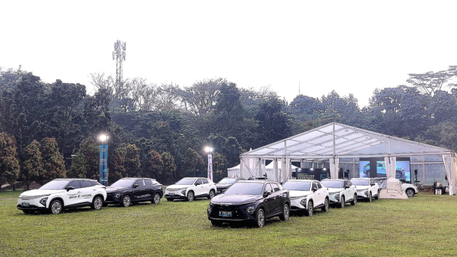 Chery Handover Omoda E5 Electric Car to First 1,000 Customers