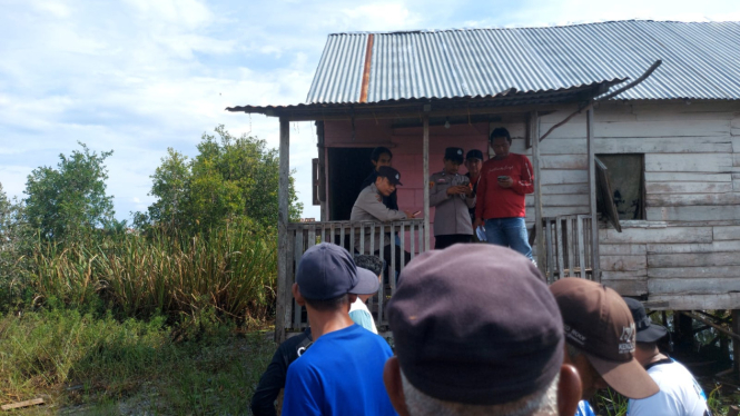 Rumah korban yang ditemukan tewas gantung diri.