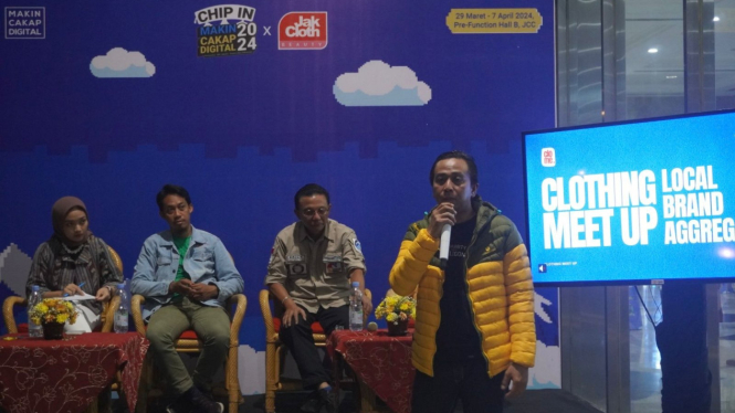 Kemenkominfo dan JakCloth mengadakan kegiatan Chip In