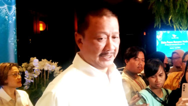 Direktur Utama Garuda Indonesia, Irfan Setiaputra, saat ditemui di kawasan Kebayoran Baru, Jakarta Selatan, Senin, 1 April 2024.