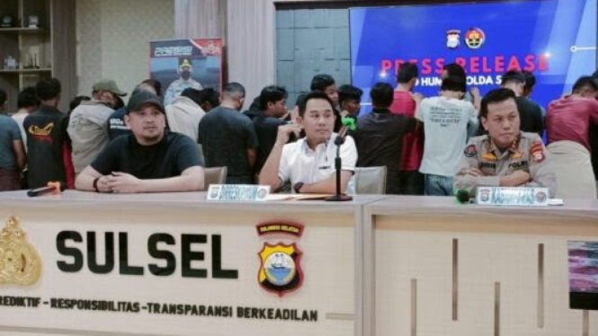 Polda Sulsel Gelar Jumpa Pers Pengukapan Judi Sabung Ayam di Toraja Utara. (Foto: Humas Polda Sulsel/ Istimewa).