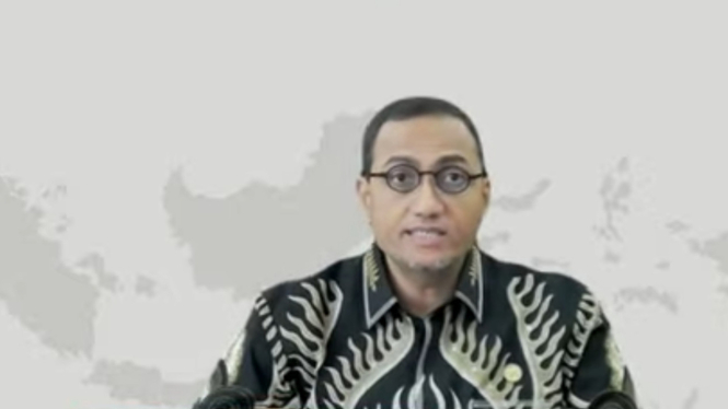 Anggota Dewan Komisioner OJK Hasan Fawzi