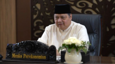 Menko Perekonomian yang juga Ketua Umum Partai Golkar Airlangga Hartarto.
