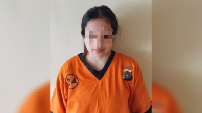 Mucikari cantik TA diringkus polisi.