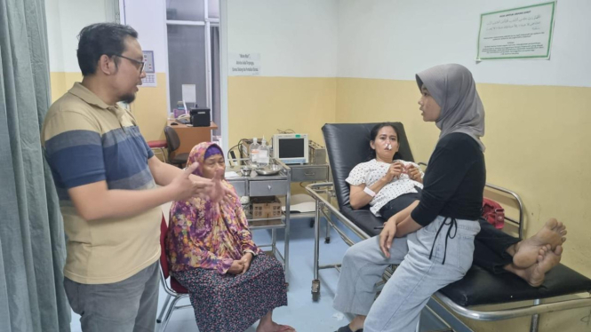 Korban Dipukul Maling yangmengaku petugas PLN hingga harus menjalani perawatan.
