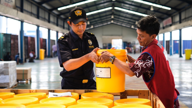Bea Cukai menerbitkan izin fasilitas gudang berikat