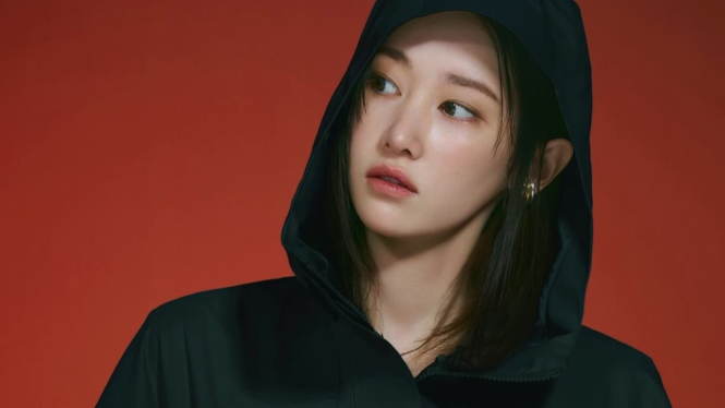 Jeon Jong Seo.