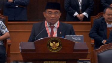 Menko PMK Muhadjir Effendy saat memberikan keterangan di Sidang MK
