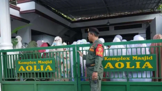 Jamaah Aolia sholat Idul Fitri hari ini