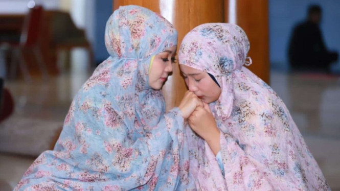 Atalia Praratya dan putrinya Camillia Laetitia Azzahra atau Zara