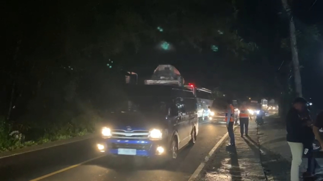 Arus mudik kendaraan di jalur Gentong, Tasikmalaya, Jawa Barat