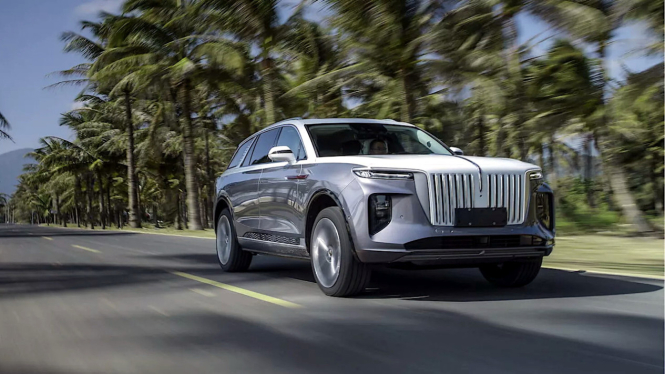 Hongqi E-HS9