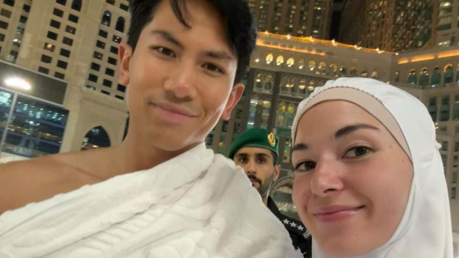 Pangeran Abdul Mateen dengan sang istri, Anisha Rosnah