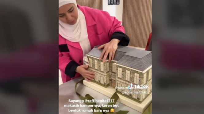 Hampers dari Raffi Ahmad-Nagita Slavina