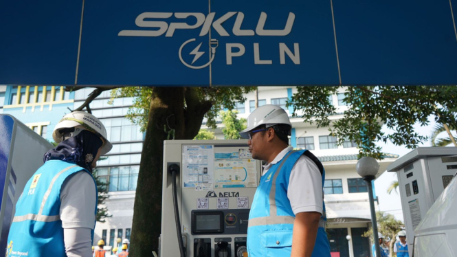 Stasiun Pengisian Kendaraan Listrik Umum, PT PLN