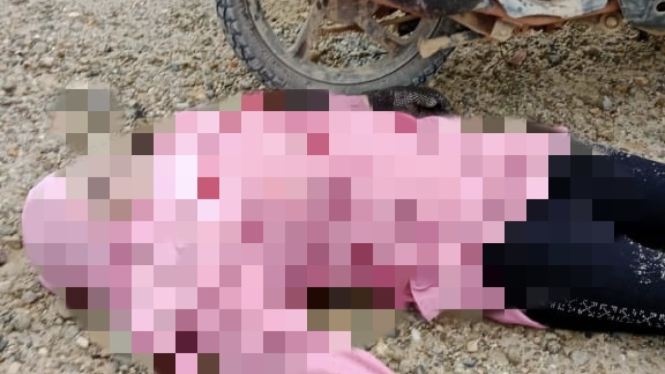 Seorang IRT bernama Wati ditemukan meninggal bersimbah darah dengan luka tembak di Kabupaten Kapuas Hulu, Kalbar, Selasa 9 April 2024. (Istimewa) 