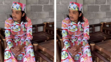 Cosplay Jadi Kaleng Khong Guan 