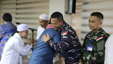 VIVA Militer: Prajurit Satgas MTF TNI KONGA berlebaran di daerah operasi Lebanon