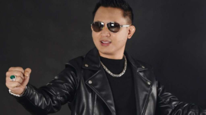 Penyanyi Bro Hizrah