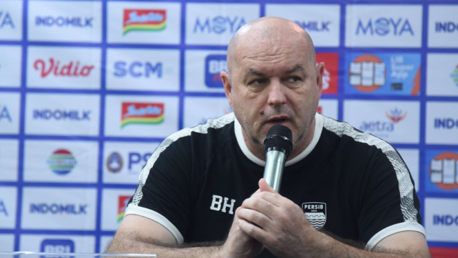 Pelatih Persib Bandung, Bojan Hodak